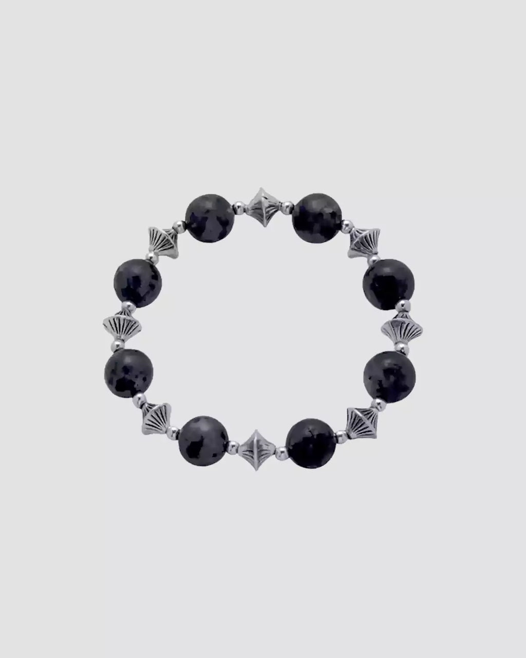 HOWSS Black Shard Bracelet