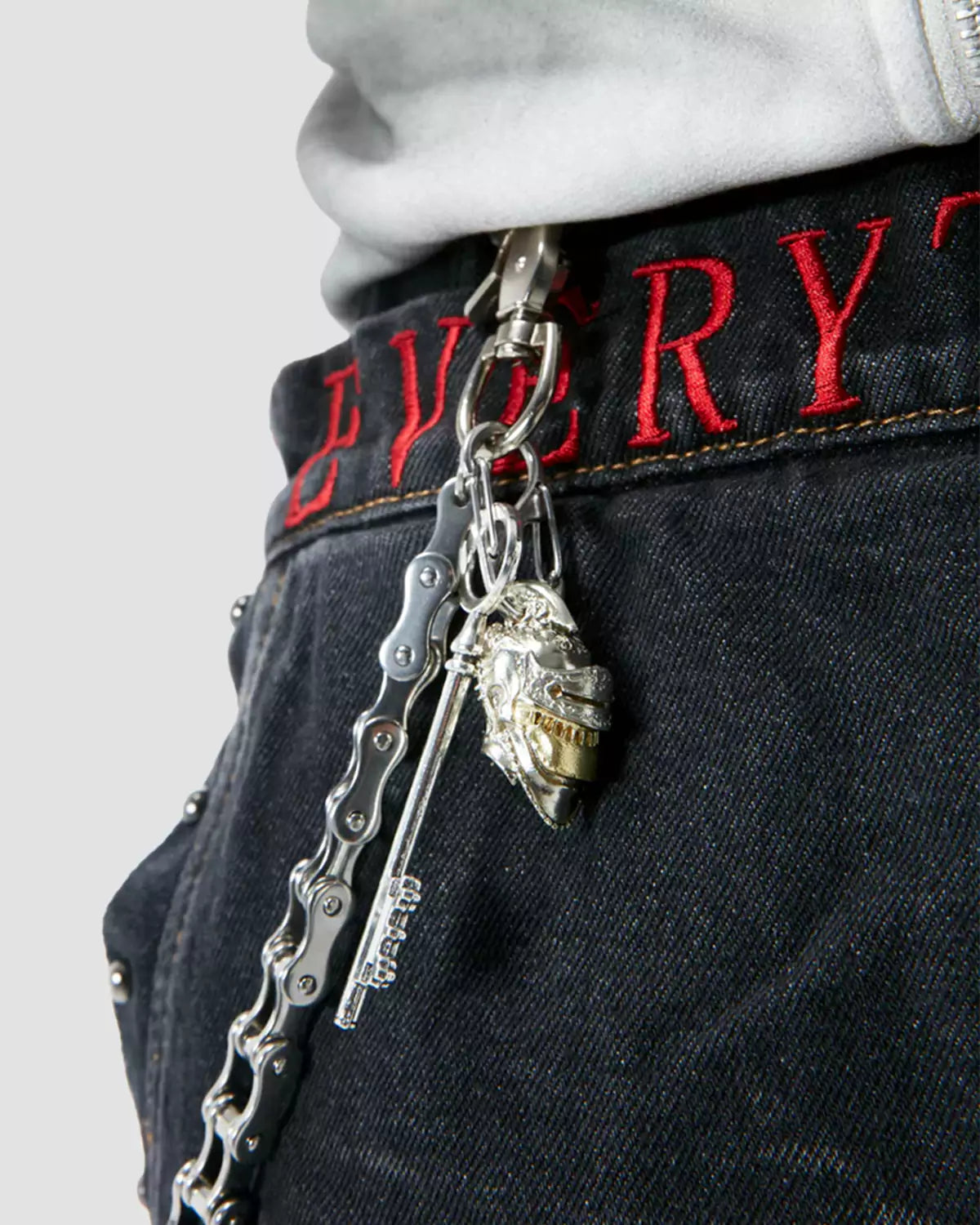 HOWSS Helmed Fury Wallet Chain